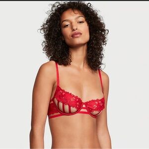 NEW Victorias Secret Ziggy glam very sexy strappy bra